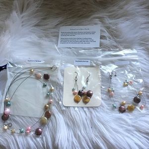 NWT! Vantel Pearls Multi Colored Pearl Set!